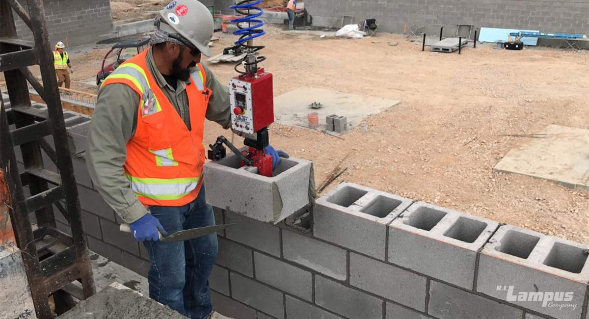 MULE Lifting System R.I. Lampus