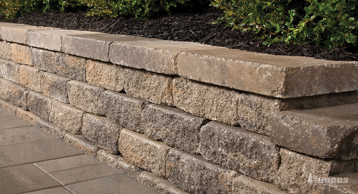 VersaLok® Accent Retaining Walls