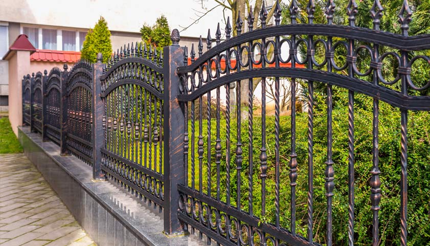 Decorative Picket Fence