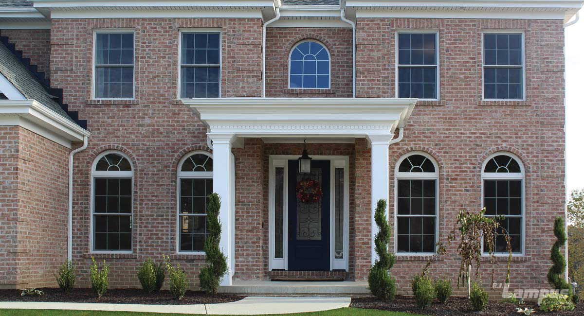 Brick Lee R.I. Lampus